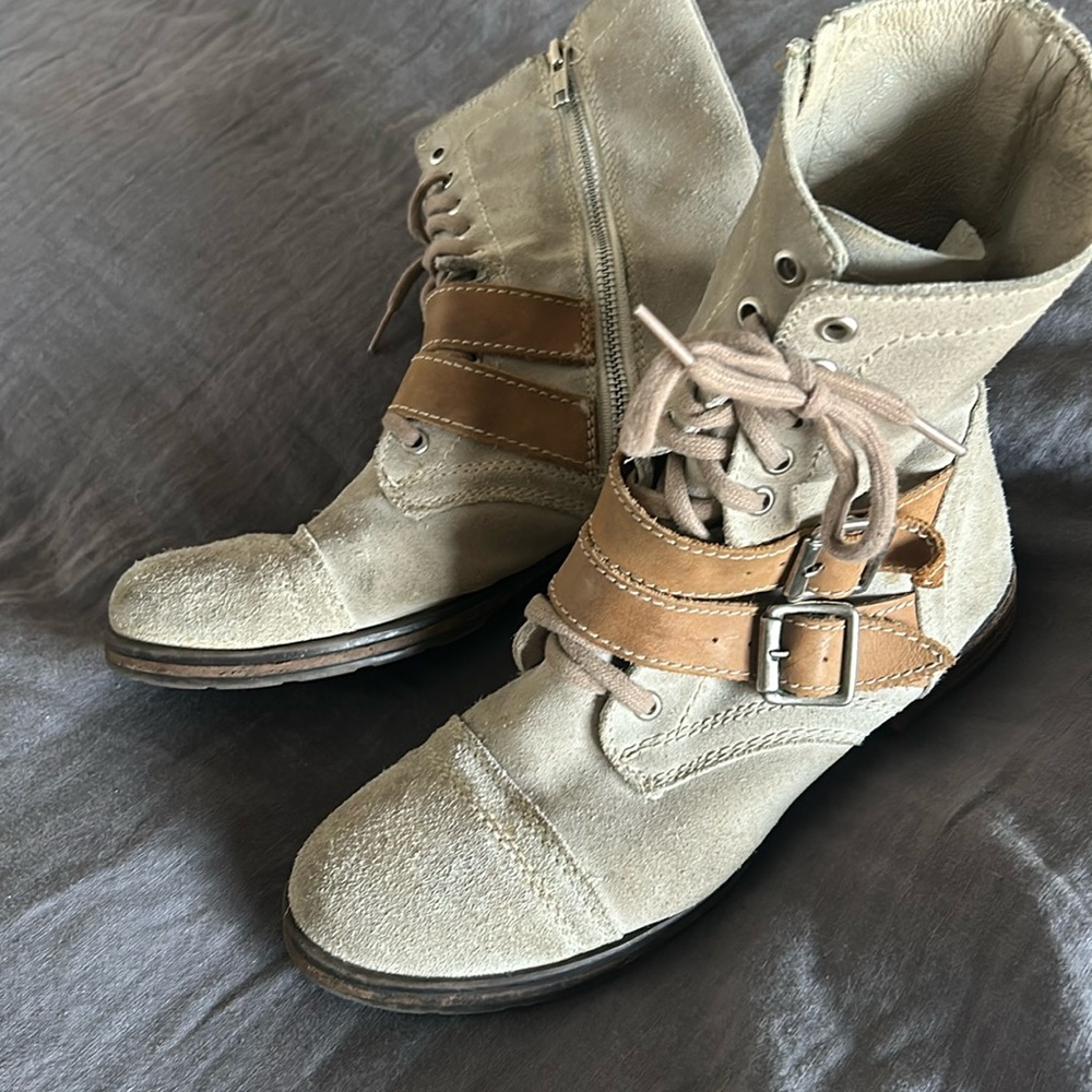 Steve Madden combat boots